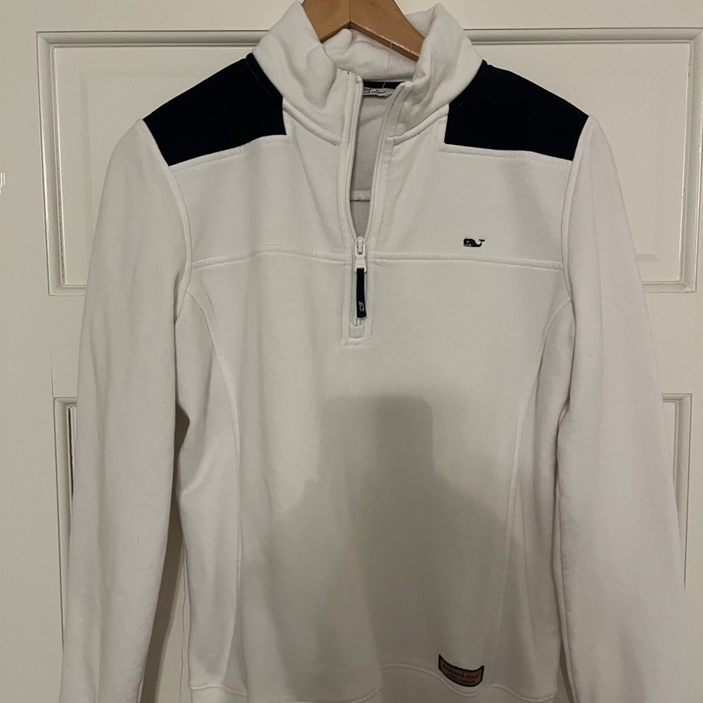 Vineyard vine shep sweater